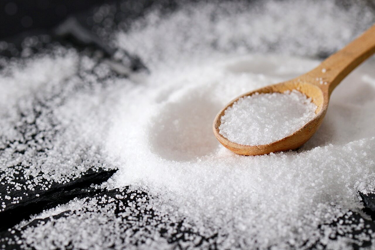 Czym zastąpić sól? Zamienniki soli kuchennej