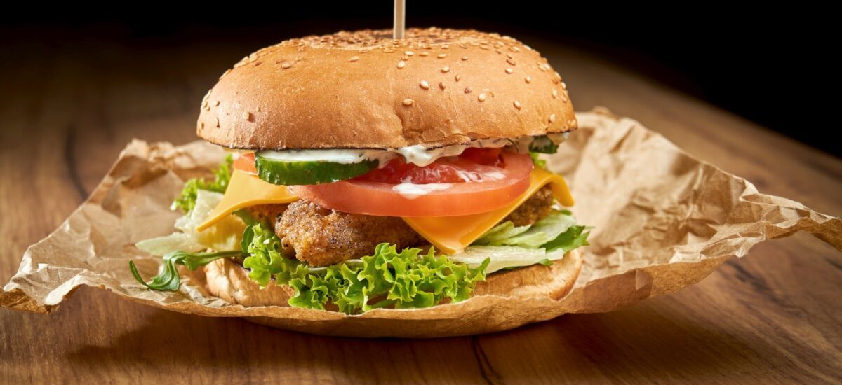 Fish Burger – Poznaj prosty przepis na burgera rybnego