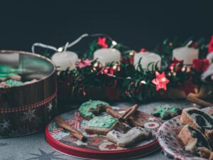 can you eat cake on Christmas Eve