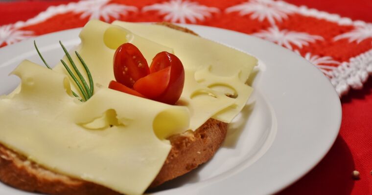 Womit Emmentaler ersetzen? 7 Alternativen für jeden