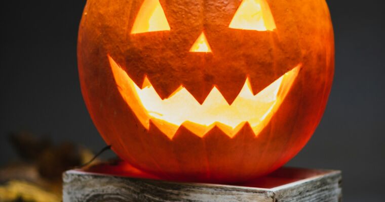 Jak wydrążyć dynię na Halloween krok po kroku?
