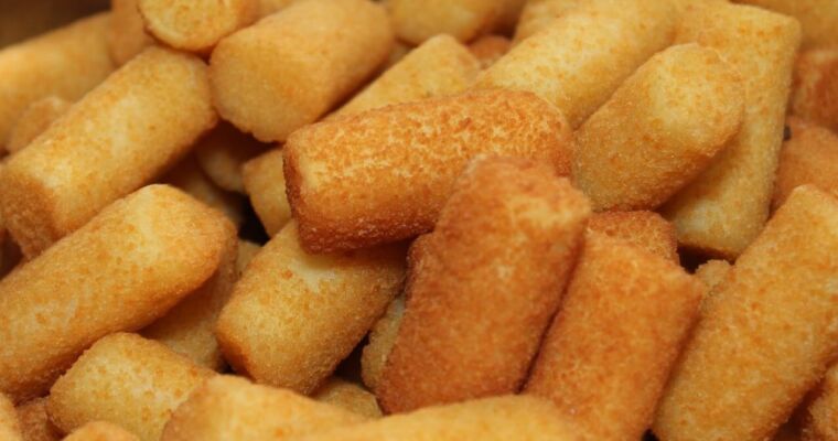 Wie erhitzt man Kroketten, damit sie knusprig bleiben? Praktische Tipps