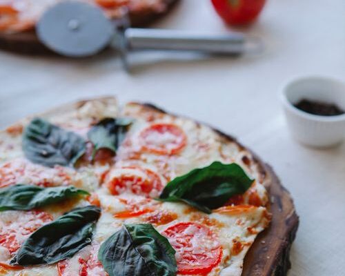 Pizza domowa – przepis